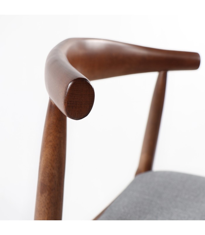 Silla de Madera y Pu Lexter