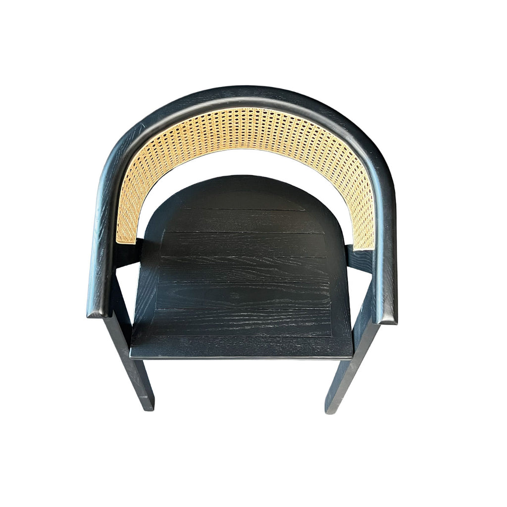 Silla Lenong Plus Madera Fresno Negro y Respaldo de Ratán Natural