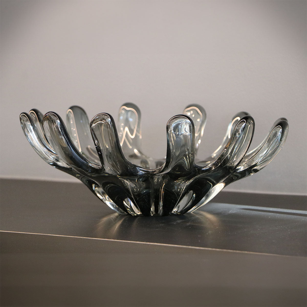 Adorno de Vidrio Soplado Telica Gris Decorativo Moderno