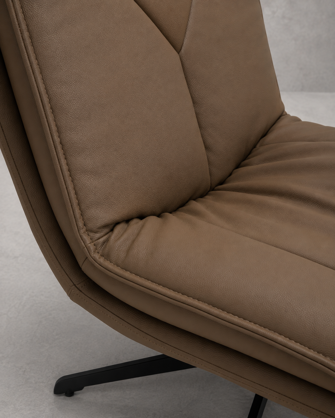 Poltrona Giratoria Monza Eco Cuero Café y Base de Acero