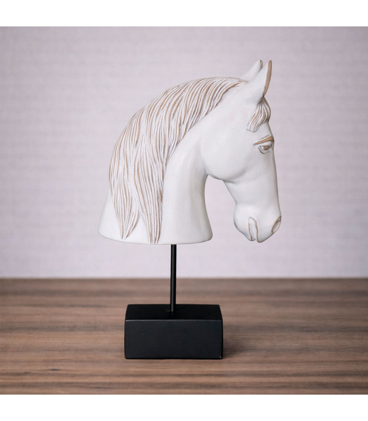 CABALLO DECORATIVO FRISÓN BLANCO CON BASE