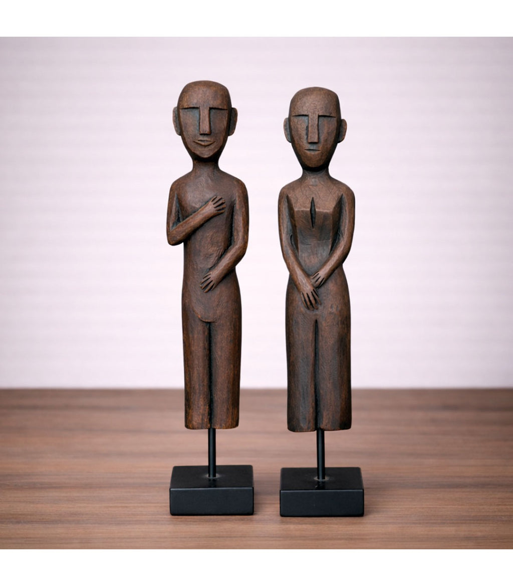 ADORNO FIGURA MUJER CON PEDESTAL NEGRO