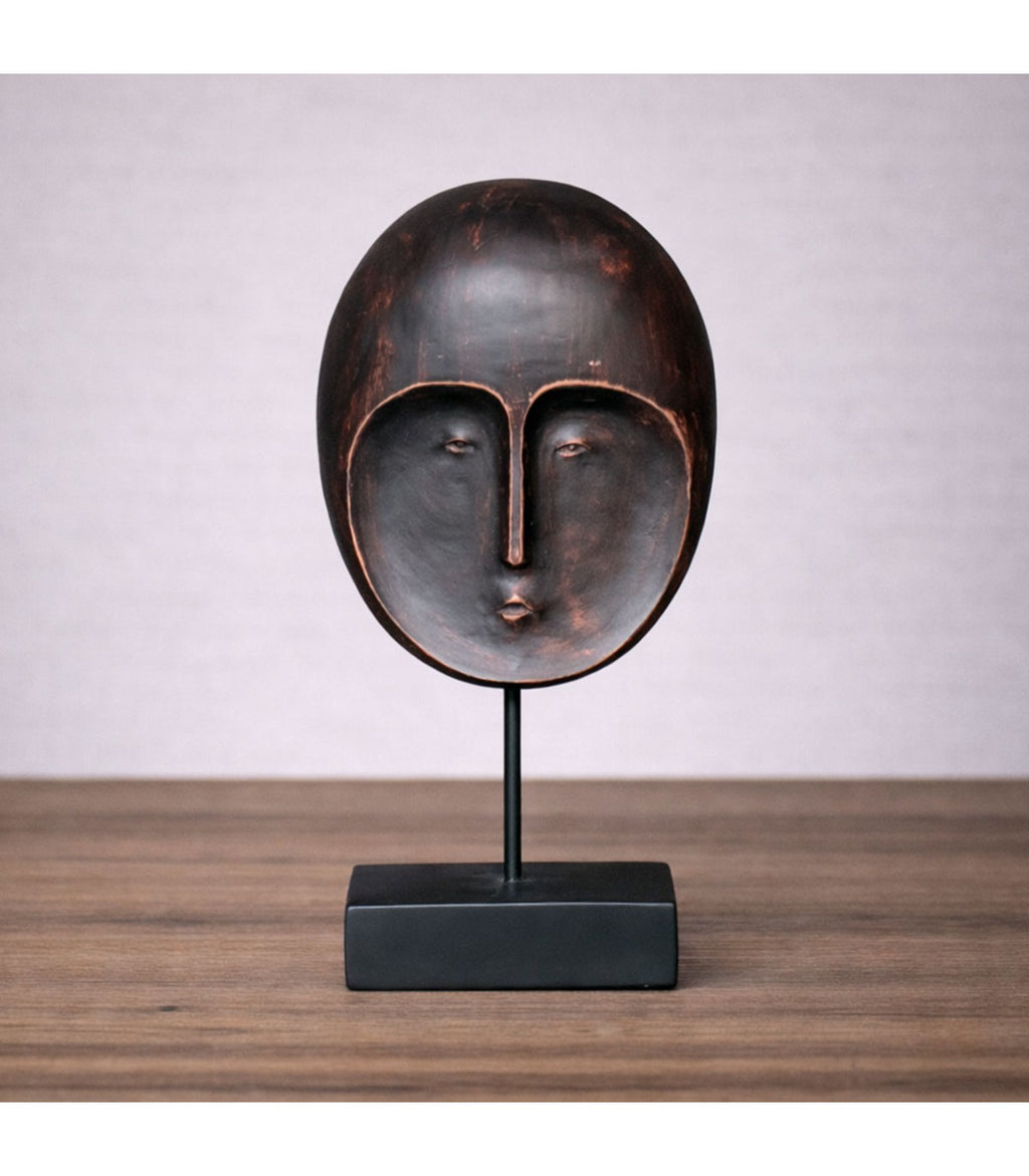 ADORNO MÁSCARA MAORI REDONDA CON PEDESTAL NEGRO