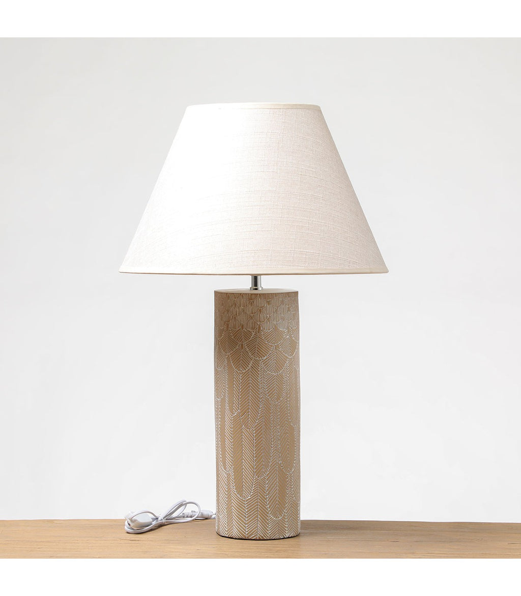 LÁMPARA DE MESA TRYSOR POLIRESINA BEIGE