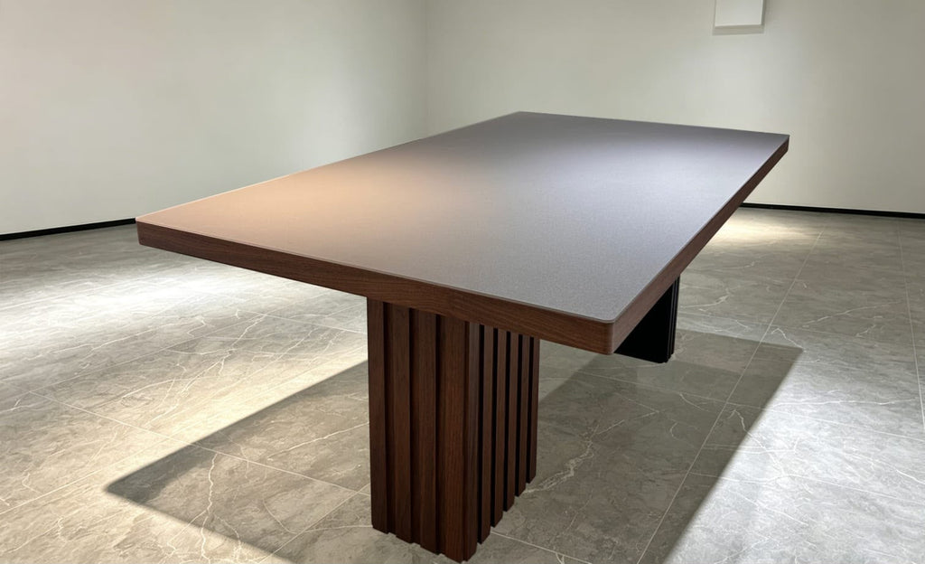 Mesa de Comedor Geo Enchapada en Madera 180x100 cm