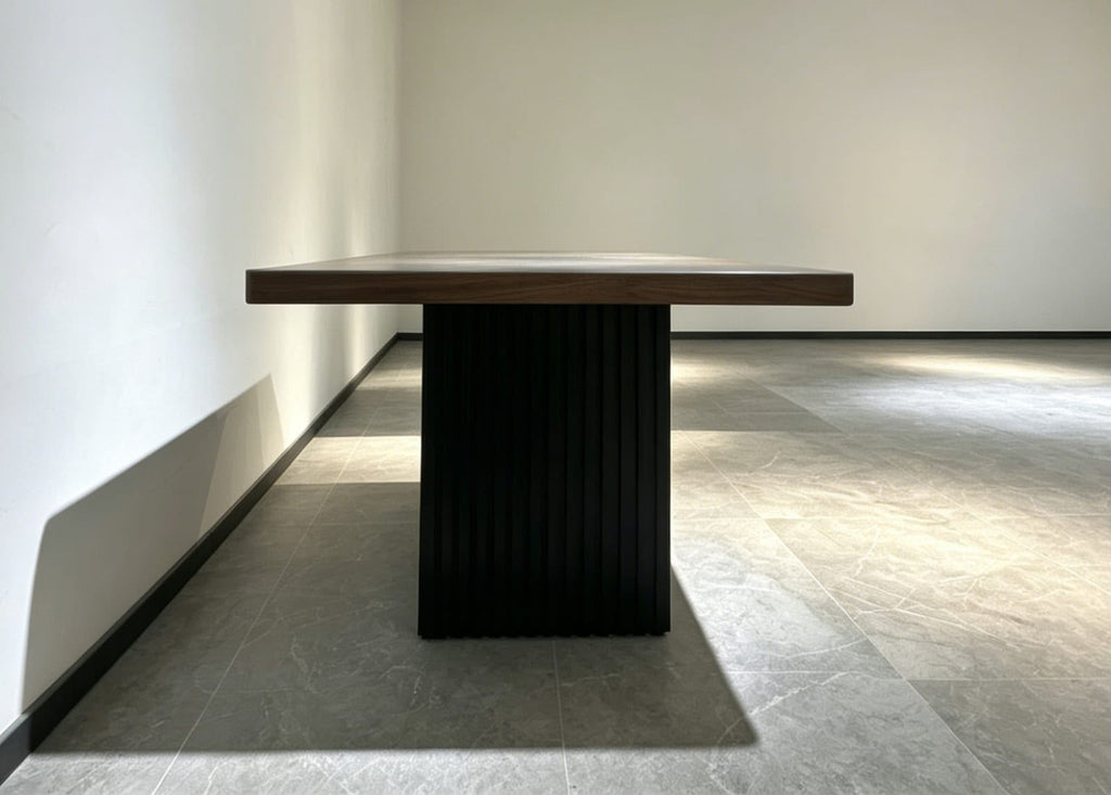 Mesa de Comedor Geo Enchapada en Madera 180x100 cm